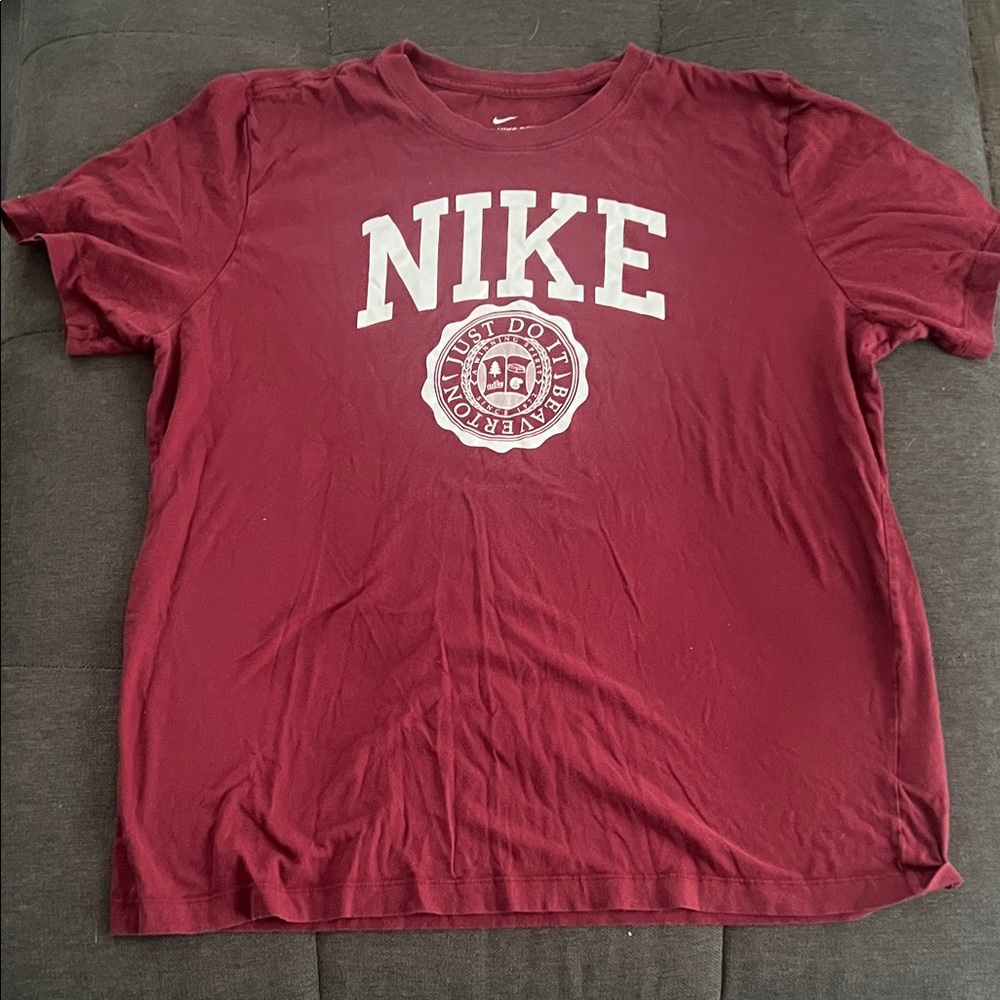 Nike Men's Burgundy Short Sleeve Tee